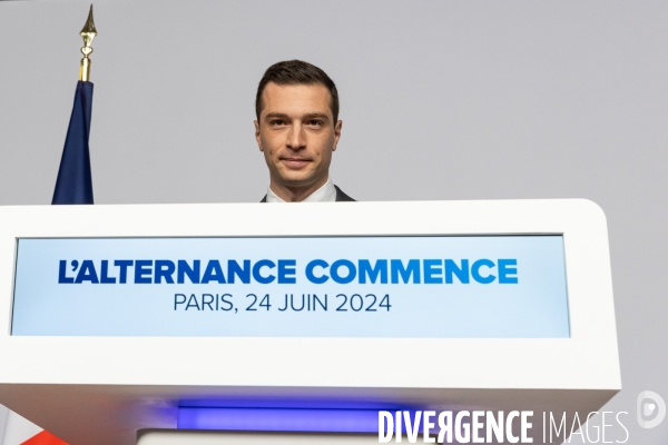 Jordan Bardella présente le programme du RN