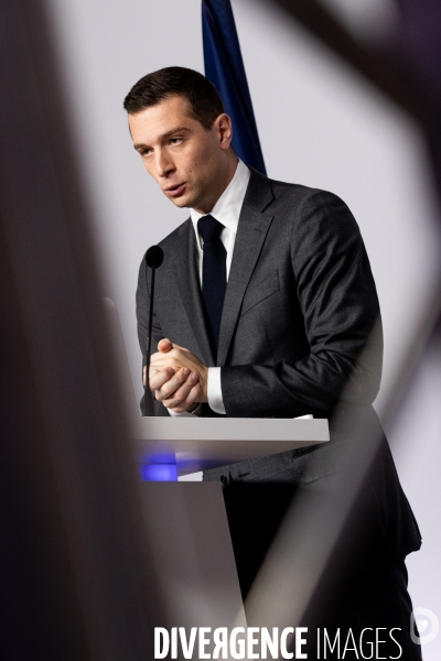 Jordan Bardella présente le programme du RN