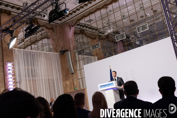 Jordan Bardella présente le programme du RN
