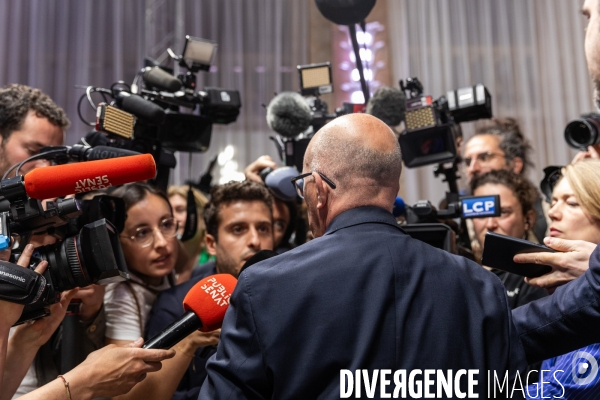 Jordan Bardella présente le programme du RN