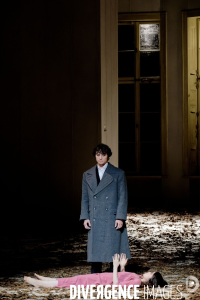 Barbe Bleue / Pina Bausch / Ballet de l Opéra national de paris