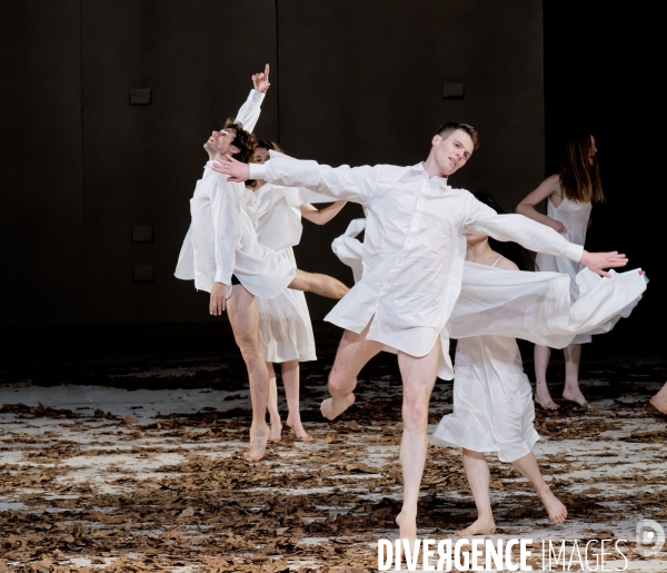 Barbe Bleue / Pina Bausch / Ballet de l Opéra national de paris