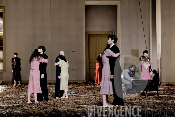 Barbe Bleue / Pina Bausch / Ballet de l Opéra national de paris