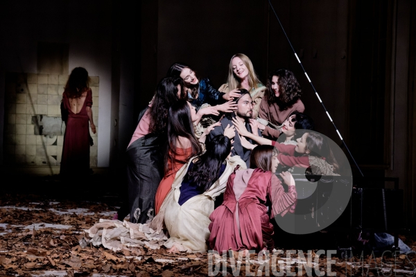 Barbe Bleue / Pina Bausch / Ballet de l Opéra national de paris