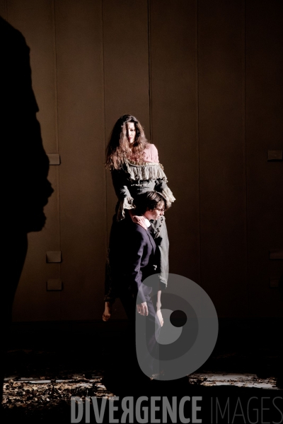 Barbe Bleue / Pina Bausch / Ballet de l Opéra national de paris