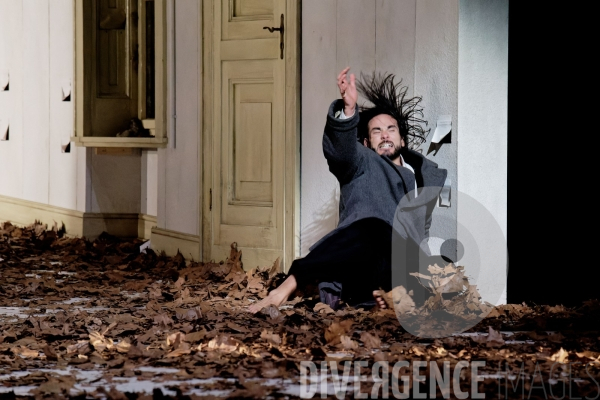 Barbe Bleue / Pina Bausch / Ballet de l Opéra national de paris