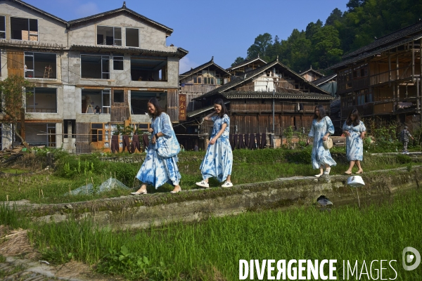 Chine, la minorité dong de Zhaoxing face au tourisme
