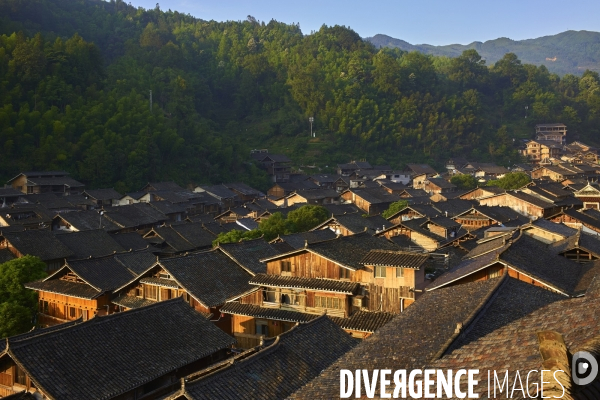Chine, la minorité dong de Zhaoxing face au tourisme