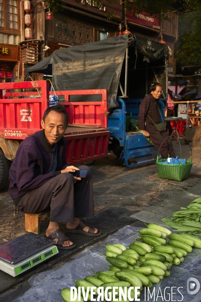 Chine, la minorité dong de Zhaoxing face au tourisme
