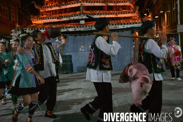 Chine, la minorité dong de Zhaoxing face au tourisme