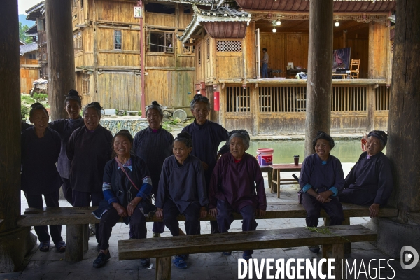 Chine, la minorité dong de Zhaoxing face au tourisme