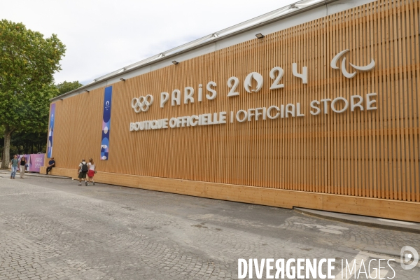 Ouverture du megastore paris 2024 sur les champs elysees