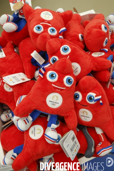 Ouverture du megastore paris 2024 sur les champs elysees
