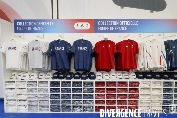 Ouverture du megastore paris 2024 sur les champs elysees