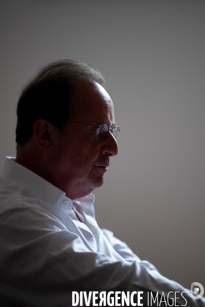 François Hollande. Campagne pour les élections législatives.