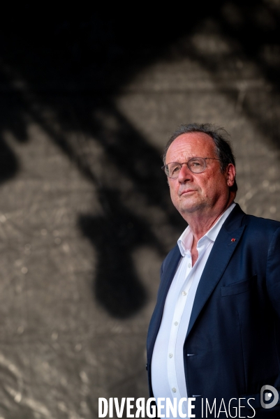 François Hollande. Campagne pour les élections législatives.