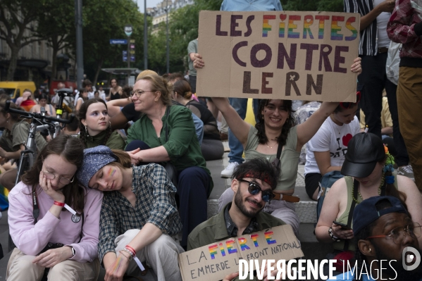 Marche des fiertés à Paris