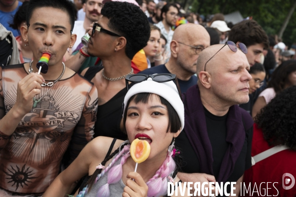 Marche des fiertés à Paris