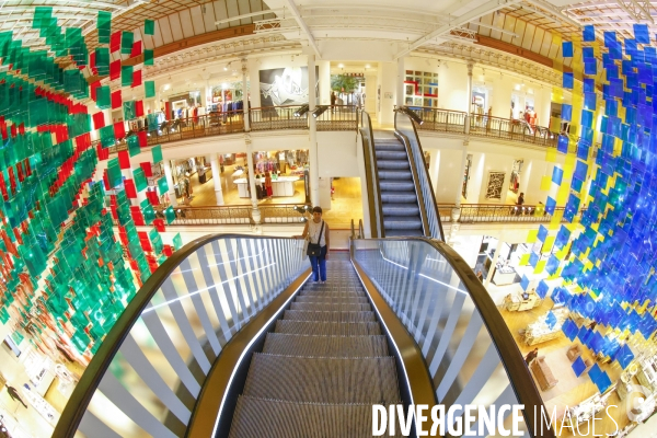 Aux beaux carres par daniel buren au bon marche