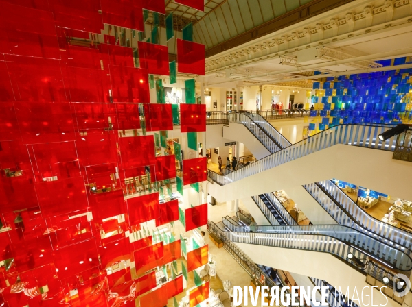 Aux beaux carres par daniel buren au bon marche