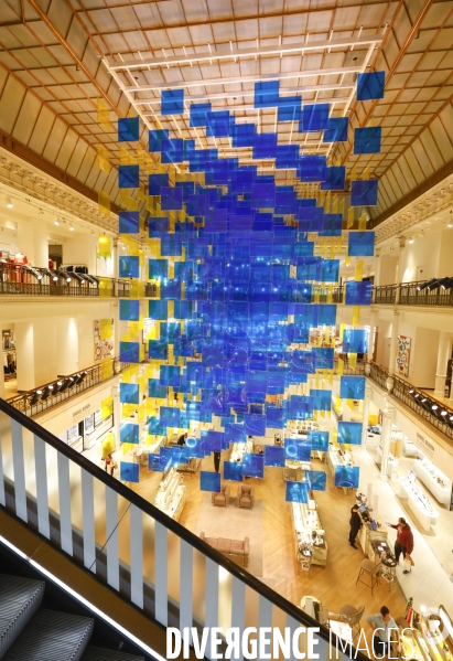 Aux beaux carres par daniel buren au bon marche