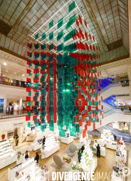 Aux beaux carres par daniel buren au bon marche