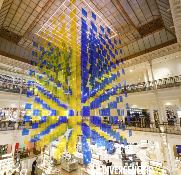 Aux beaux carres par daniel buren au bon marche
