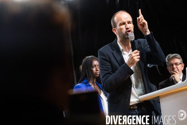 Soiree electorale du 1er tour des legislatives du Nouveau Front Populaire