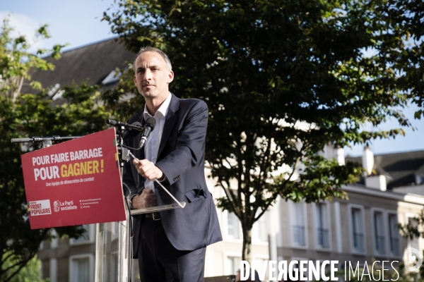 Dernier meeting de Raphaël Glucksmann avant les législatives.