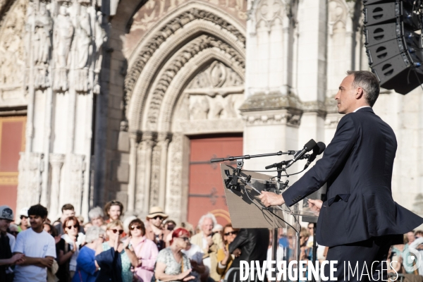 Dernier meeting de Raphaël Glucksmann avant les législatives.