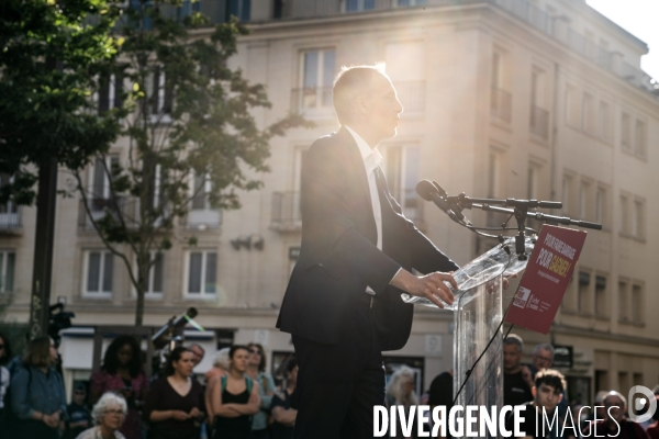 Dernier meeting de Raphaël Glucksmann avant les législatives.