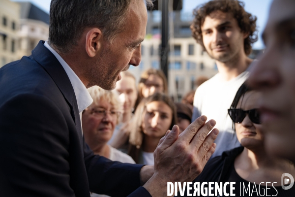 Dernier meeting de Raphaël Glucksmann avant les législatives.