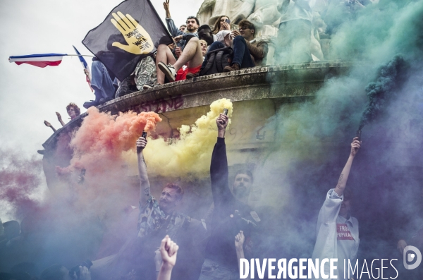 Rassemblement place de la republique contre le rassemblement national, avant le 2nd tour des elections legislatives.