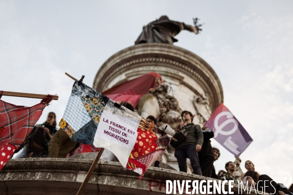 Rassemblement place de la republique Paris