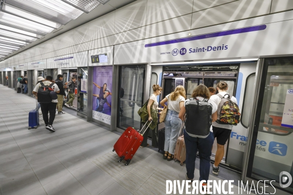 Aller a l aeroport d orly avec la ligne 14