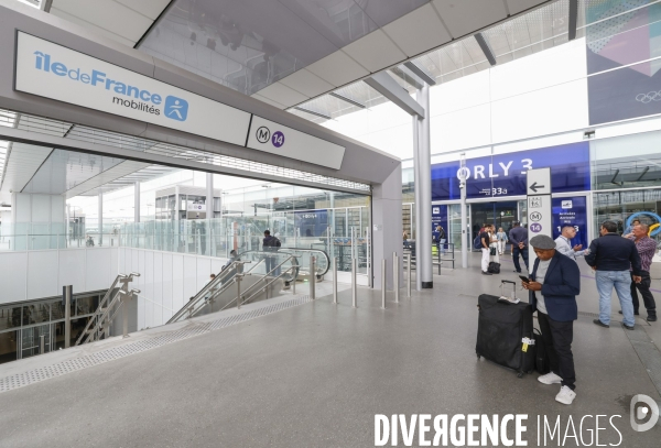 Aller a l aeroport d orly avec la ligne 14