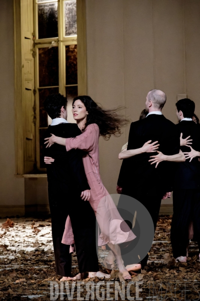 Barbe Bleue / Pina Bausch / Ballet de l Opéra national de paris