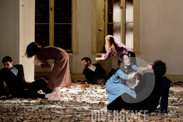 Barbe Bleue / Pina Bausch / Ballet de l Opéra national de paris