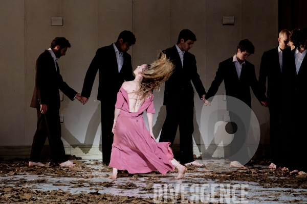 Barbe Bleue / Pina Bausch / Ballet de l Opéra national de paris