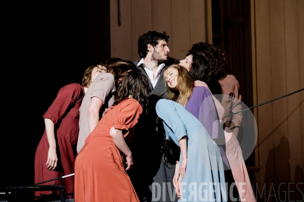 Barbe Bleue / Pina Bausch / Ballet de l Opéra national de paris