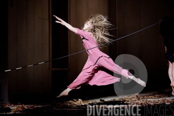 Barbe Bleue / Pina Bausch / Ballet de l Opéra national de paris