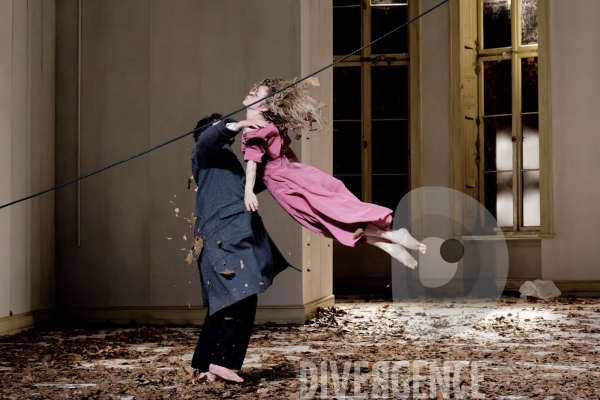 Barbe Bleue / Pina Bausch / Ballet de l Opéra national de paris