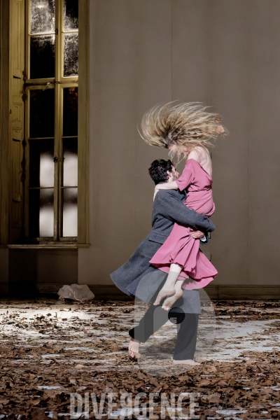 Barbe Bleue / Pina Bausch / Ballet de l Opéra national de paris