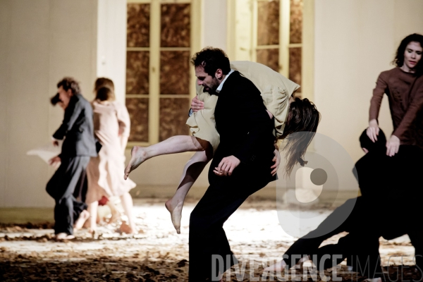 Barbe Bleue / Pina Bausch / Ballet de l Opéra national de paris