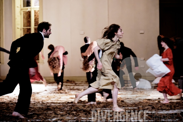 Barbe Bleue / Pina Bausch / Ballet de l Opéra national de paris