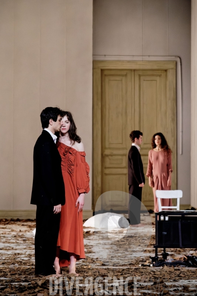 Barbe Bleue / Pina Bausch / Ballet de l Opéra national de paris