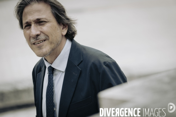 Accueil des députés à l’assemblée nationale