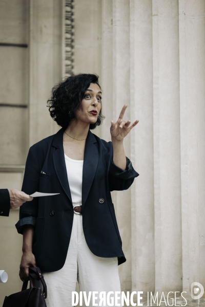 Accueil des députés à l’assemblée nationale