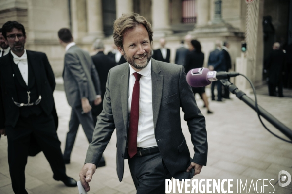 Accueil des députés à l’assemblée nationale