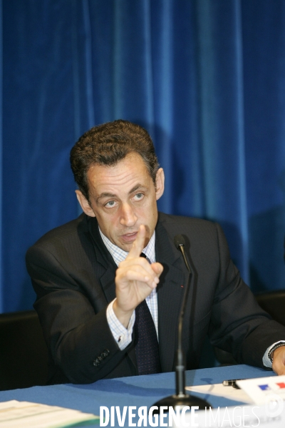 Nicolas Sarkozy en banlieue